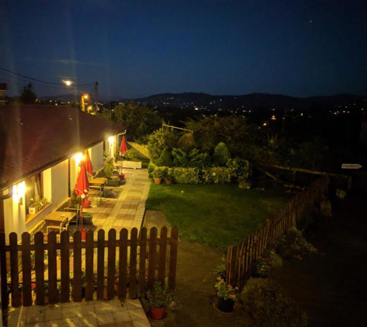 Apartamentos Rurales Knicasia Quintueles Luaran gambar